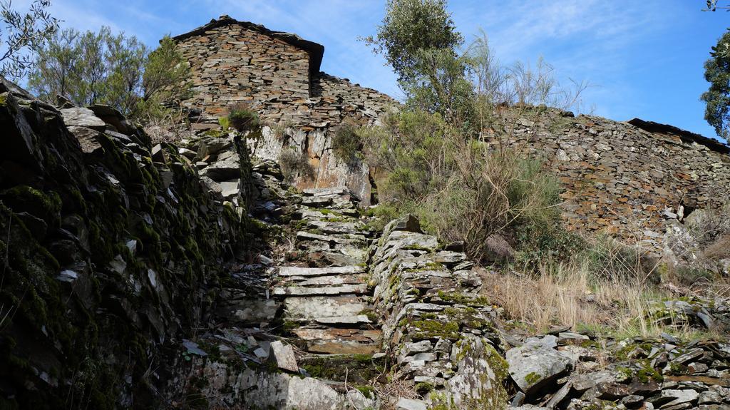 Casa Da Quelha Pensionat Chas de Egua Exteriör bild