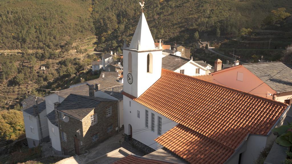 Casa Da Quelha Pensionat Chas de Egua Exteriör bild